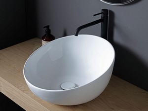 Vasque à poser Dome Obliquo Ø45 H24 en céramique blanc brillant